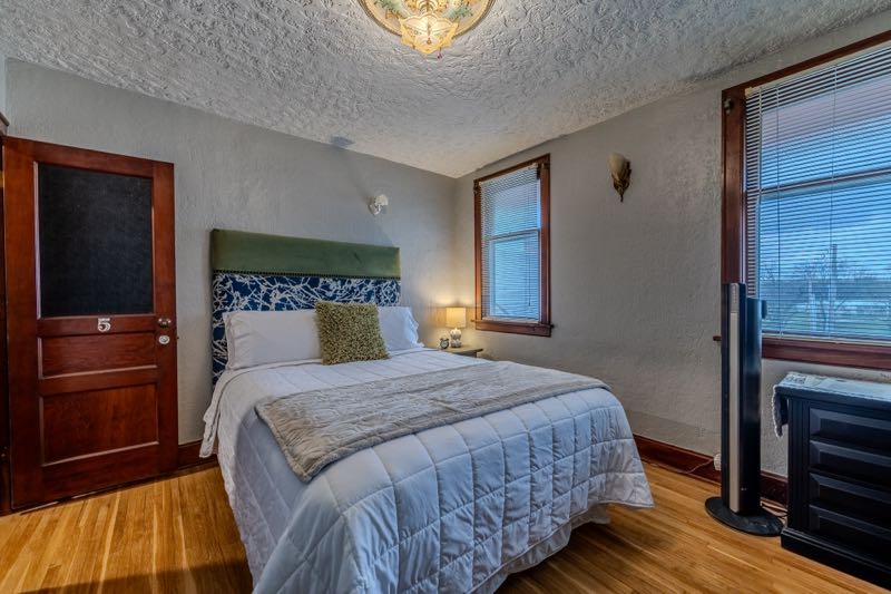 The Manor House 2nd Floor