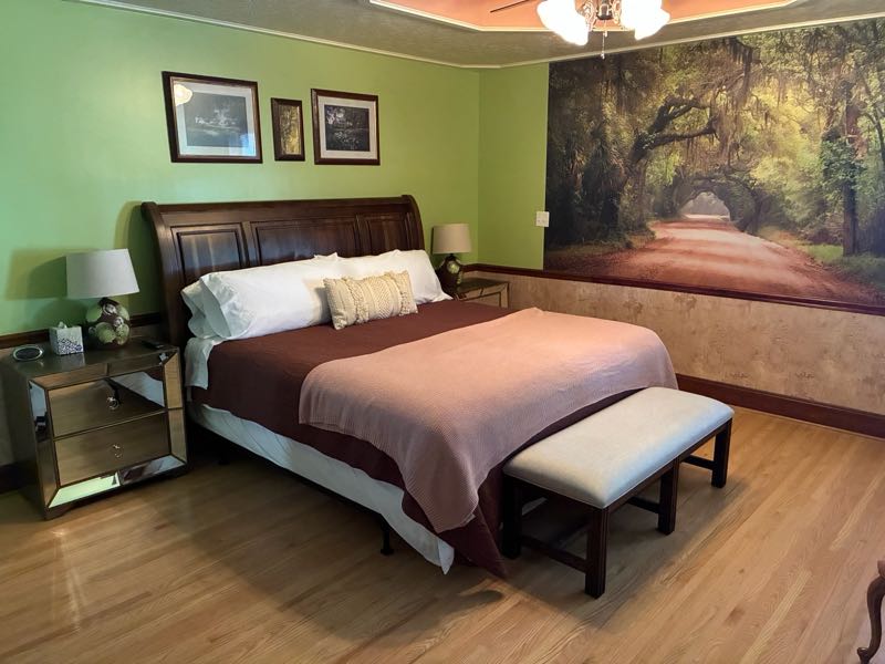 The Carriage House Suite